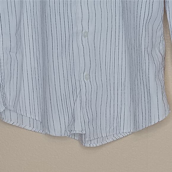 Claiborne Dress Shirt Mens Size M White Dotted Pin Stripe Long Sleeve Cotton - Picture 4 of 10